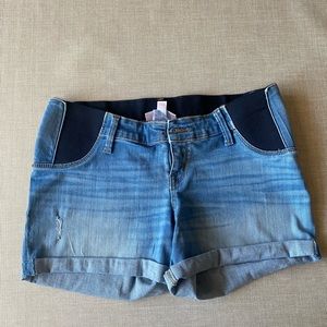 Isabel Maternity Shorts- 6/28